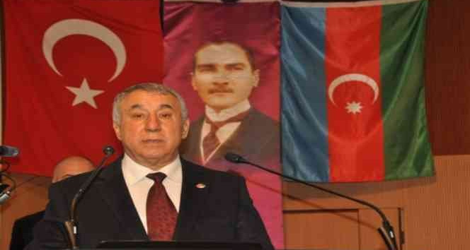 Serdar Ünsal: "Azerbaycan bayrağına uzanan elleri kırmasını biliriz"