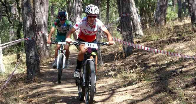 Pedallar Türkiye’nin ilk milli parkında döndü