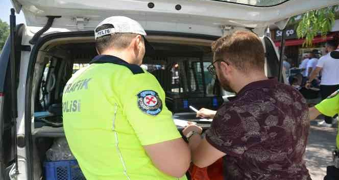 Uşak’ta bin 291 sürücüye para cezası kesildi
