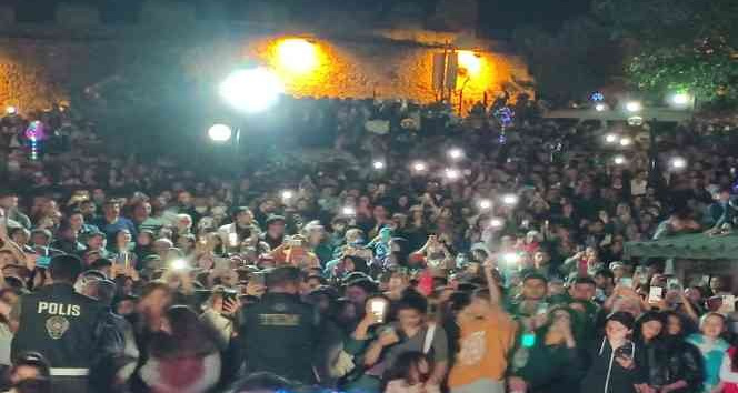 "Ardahan 19’uncu Ulusal Kültür ve Bal Festivali" konserle sona erdi