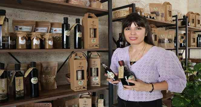 Üzüm pekmezinin bilimsel araştırmasını yapıyor