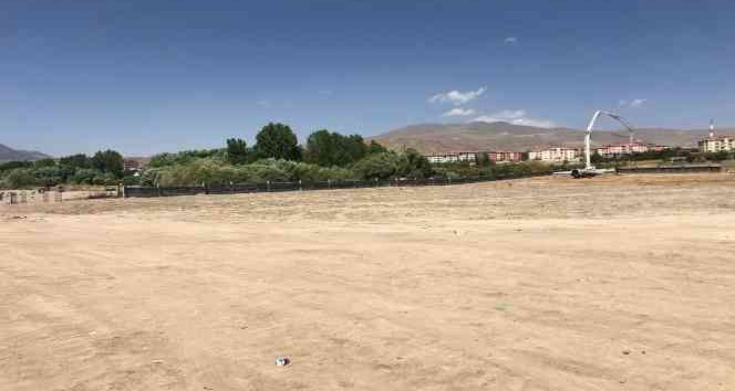 Tatvan’da kadınlar plajı açılışına günler kaldı