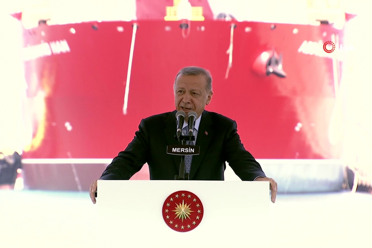 &#039;Abdulhamid Han&#039; Cumhurbaşkanı Erdoğan&#039;ın katıldığı törenle Akdeniz&#039;e uğurlandı