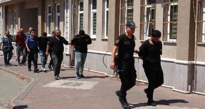 Çanakkale’de polisin yaralandığı kavgayla ilgili 4 tutuklama