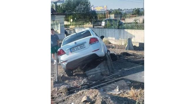 Jandarma Karakolu önünde trafik kazası: 1 yaralı