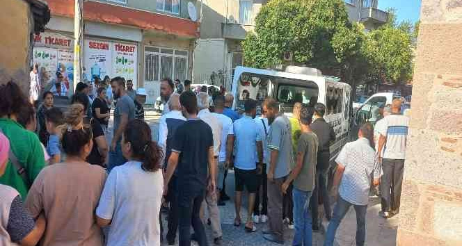 Çanakkale’de eşi tarafından öldürülen kadın toprağa verildi