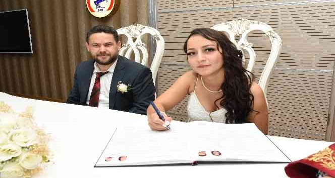 Dünyaevine girmeye hazırlanan çiftler nikah için Düzce’yi tercih ediyor