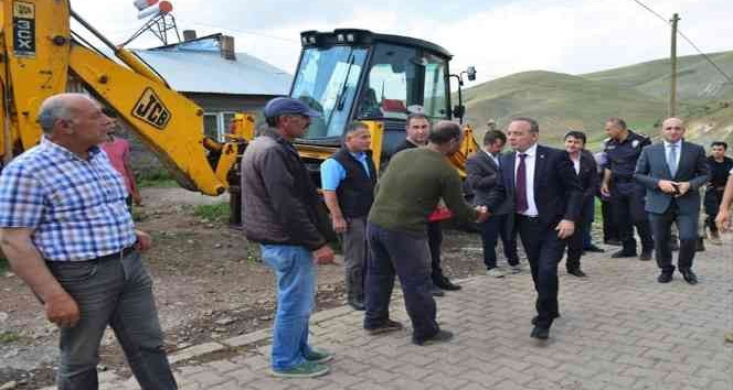 Vali Öner, köy ziyaretlerine devam ediyor