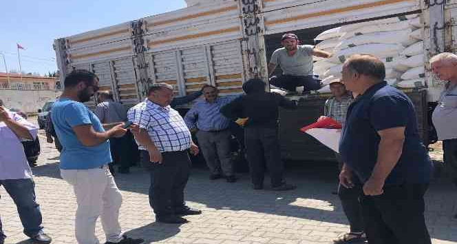 Iğdır’da arı besleme şekeri dağıtımı yapıldı