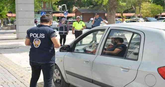 Uşak’ta aranan 44 şüpheli yakalandı
