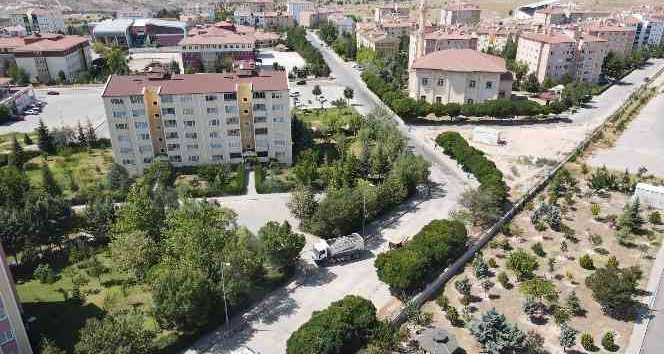 2000 Evler Mahallesinde Altyapı Yenileme Ve Sıcak Asfalt Çalışması