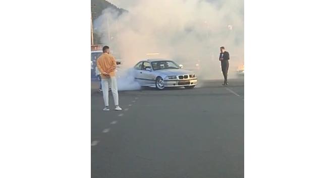 Düğün konvoyunda drift pahalıya patladı: 10 bin TL ceza, 60 gün ehliyetine el konuldu