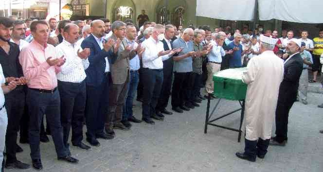 Milletvekili Erdoğan’ın annesi son yolculuğuna uğurlandı