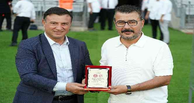 Spor Toto Süper Lig: Ümraniyespor: 0 - Antalyaspor: 0 (İlk yarı)