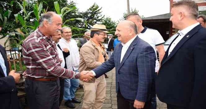 Başkan Tavlı: “Araçların giremediği yollara hizmet götürüyoruz”
