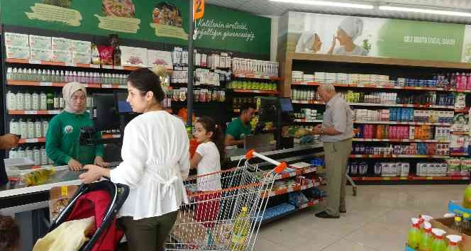 Tarım Kredi Kooperatif Marketlerindeki indirime vatandaştan ilgi