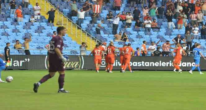 Spor Toto 1. Lig: Adanaspor : 1 - Tuzlaspor: 1 (Maç devam ediyor)