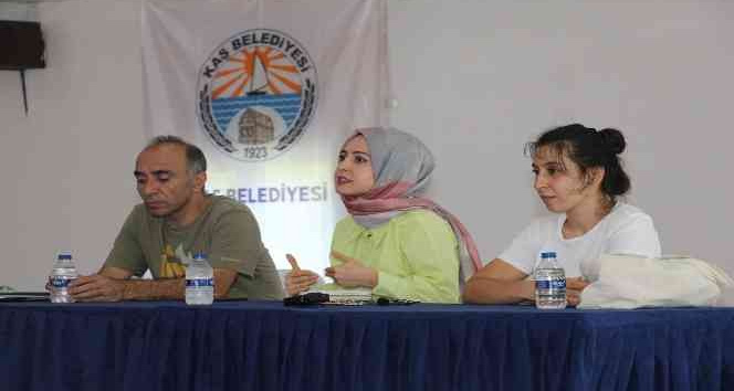 Kaş’ta seracılık kursu açıldı