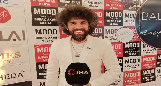 Şifa niyetine tiyatro ile ilyas çağlayan'a ödül