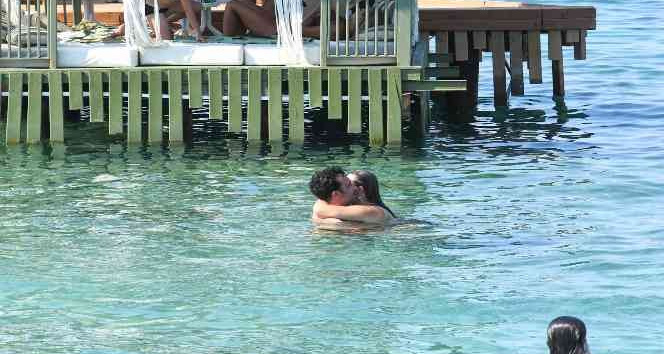 Set arası aşk tatili