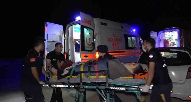 Takla atan otomobil metrelerce savruldu: 3 yaralı