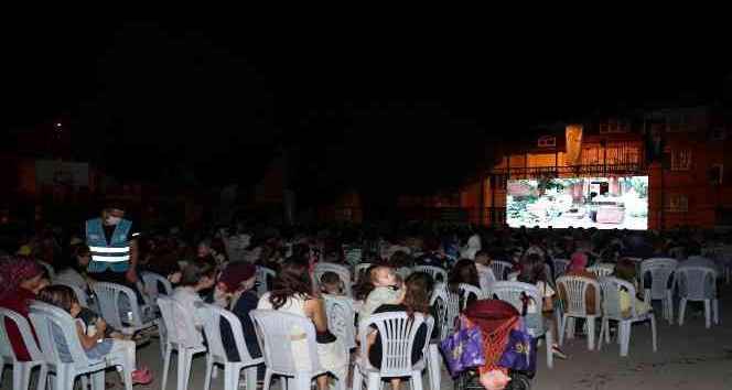 Binlerce kişi Akkonak’ta filmi keyfi yaşadı