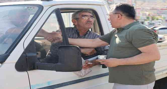 Başkan Savran, esnafları ziyaret etti