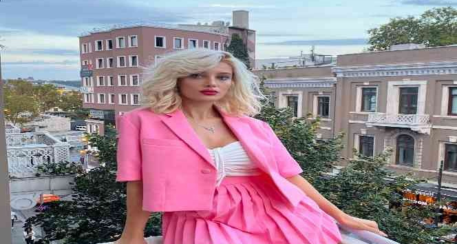 Moda tasarımcısı Eraslan, ilk koleksiyonuyla dikkatleri üzerine çekti