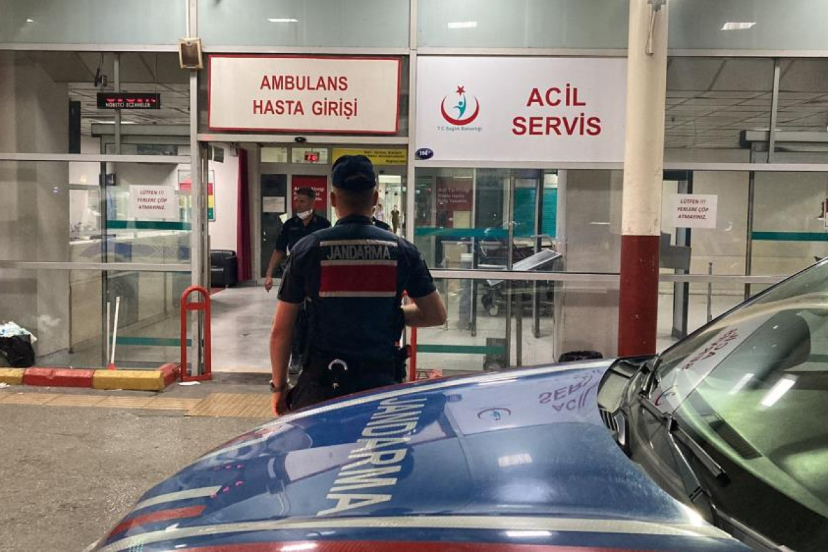 İzmir&#039;de uyuşturucu operasyonunda jandarmaya ateş açıldı: 1 astsubay yaralı