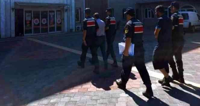 Hırsızlık suçlarından aranan 2 şahıs bağ evinde yakalandı