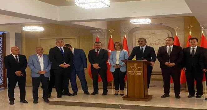 Milli Eğitim Bakanı Özer: “İlk defa bu yıl yardımcı kaynaklar da çocuklarımızın masalarında olacak”