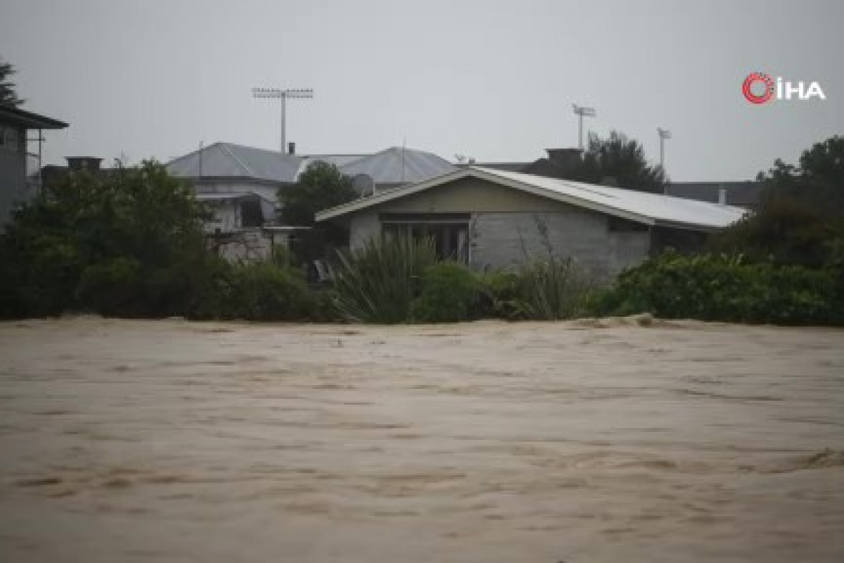 Yeni Zelanda&#039;da sel nedeniyle 400 ev tahliye edildi