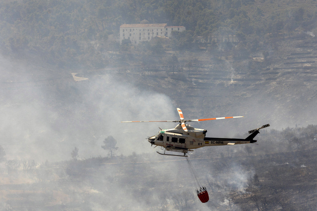İspanya&#039;nın Valencia bölgesindeki yangında 19 bin hektar alan kül oldu