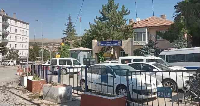 Kırşehir’de 20 günlük çocuğunu döverek öldürdü