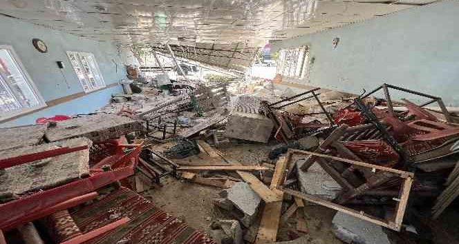 Derik’te gün ağarınca vatandaşlar kaza yerine akın etti