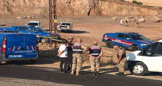 Kilis’te yol kenarında iki kadın cesedi bulundu