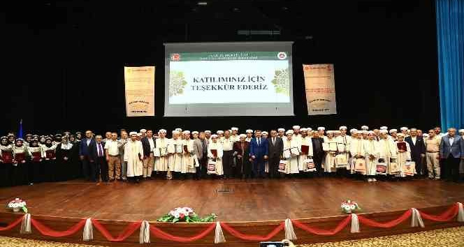 Uşak’ta 62 öğrenci hafızlık eğitimini tamamladı
