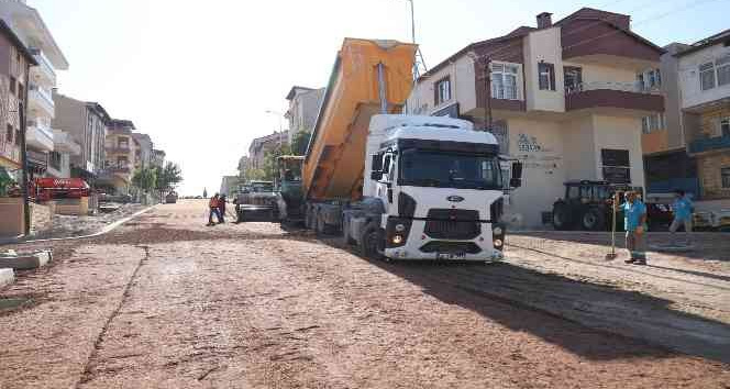 Nevşehir’de bazı caddelerde üstyapı çalışmaları başladı