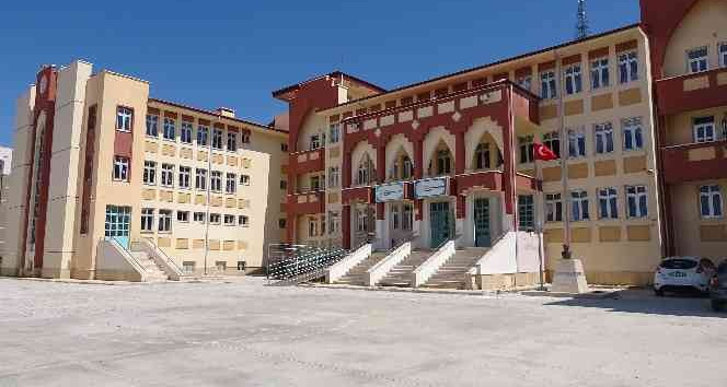 Yozgat’ta 117 okulda bakım ve onarım çalışması yapıldı