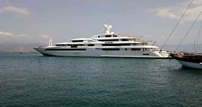 Lübnanlı iş adamı Mikati ve Mega Yatı Fethiye’de