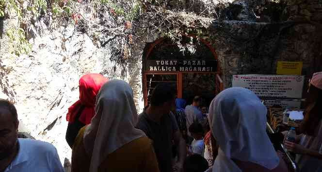 UNESCO’nun kültür miras listesinde, ziyaretçi akınına uğruyor