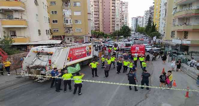 Adana'da Çöp Kamyonunun Altında Kalan Çocuk Öldü - Adana
