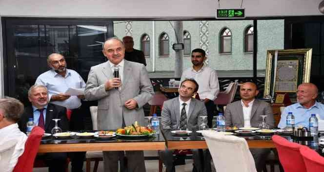 Müftü Eren, veda yemeğinde helallik aldı