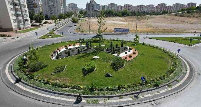 Talas’ta yollara yeşil dokunuş