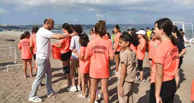 Çocuklar, hem yarıştı hem de eğlendi