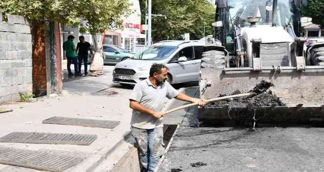 Yalova Altınova’da yağışlar öncesinde yağmur suyu kanalları temizlendi