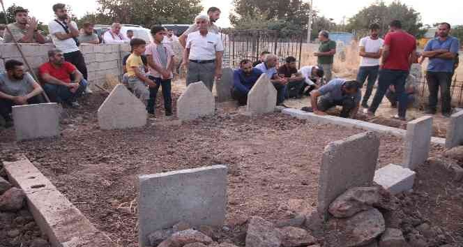 Şırnak’ta vahşice katledilen anne ve 3 kızı defnedildi