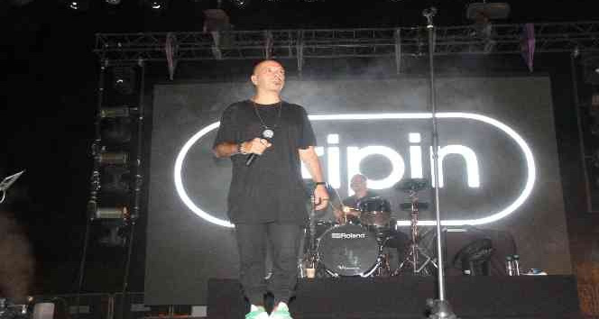 Malazgirt Zaferi’nin 951’ncı yıl dönümünde Gribin konser verdi