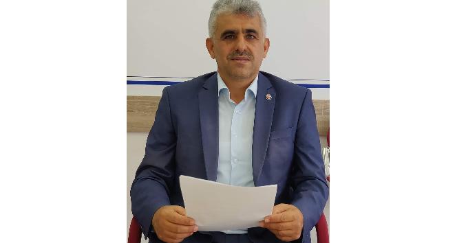 Memur-Sen Niğde İl Temsilcisi: Orhan: "Öğretmenlik kariyer basamakları siyasi polemik konusuna dönüştürülmemeli"