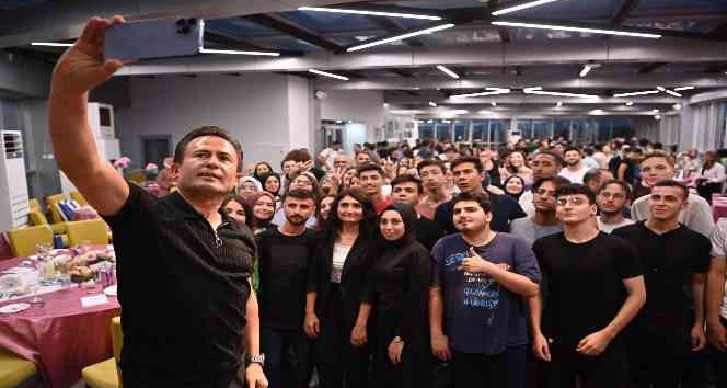 Başkan Yazıcı, üniversiteye yerleşen TUZGEM öğrencilerinin mutluluklarına ortak oldu